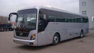 Thuê xe ô tô Hyundai Universe